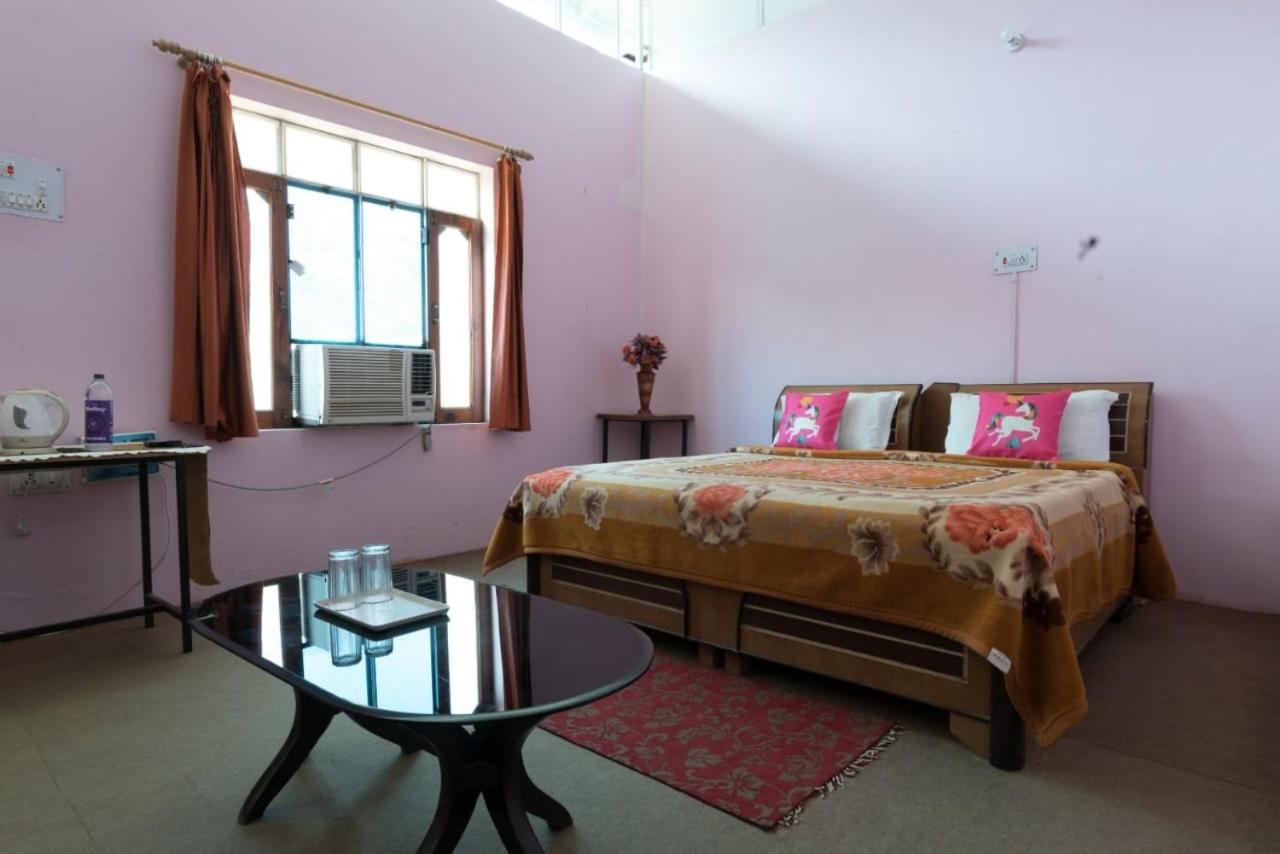 Kalindi Nature Resort Lakhamandal Myani ภายนอก รูปภาพ